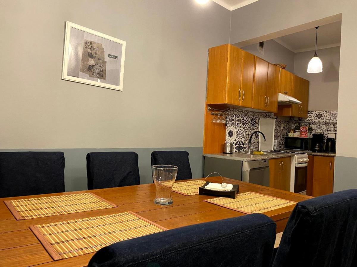 Lares And Penates Apartamento Cracovia Exterior foto